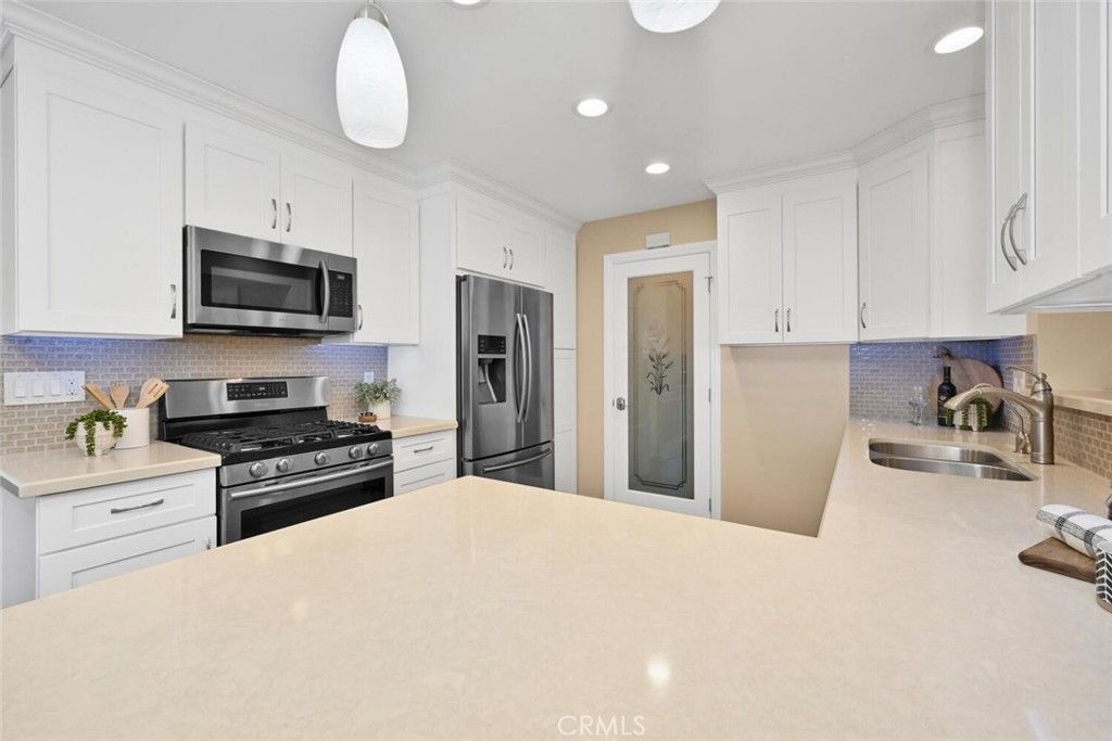 listing image 130727002907473534340