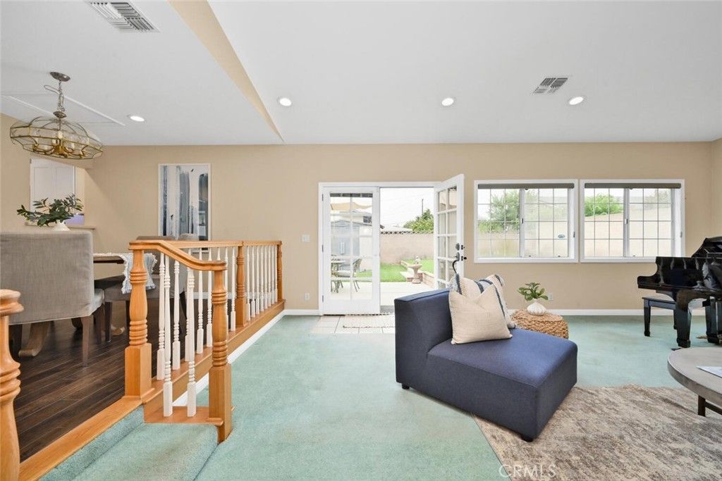 listing image 130721841602941208185