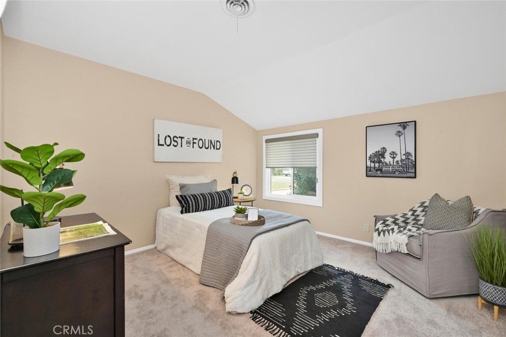 listing image 130728527044393130683