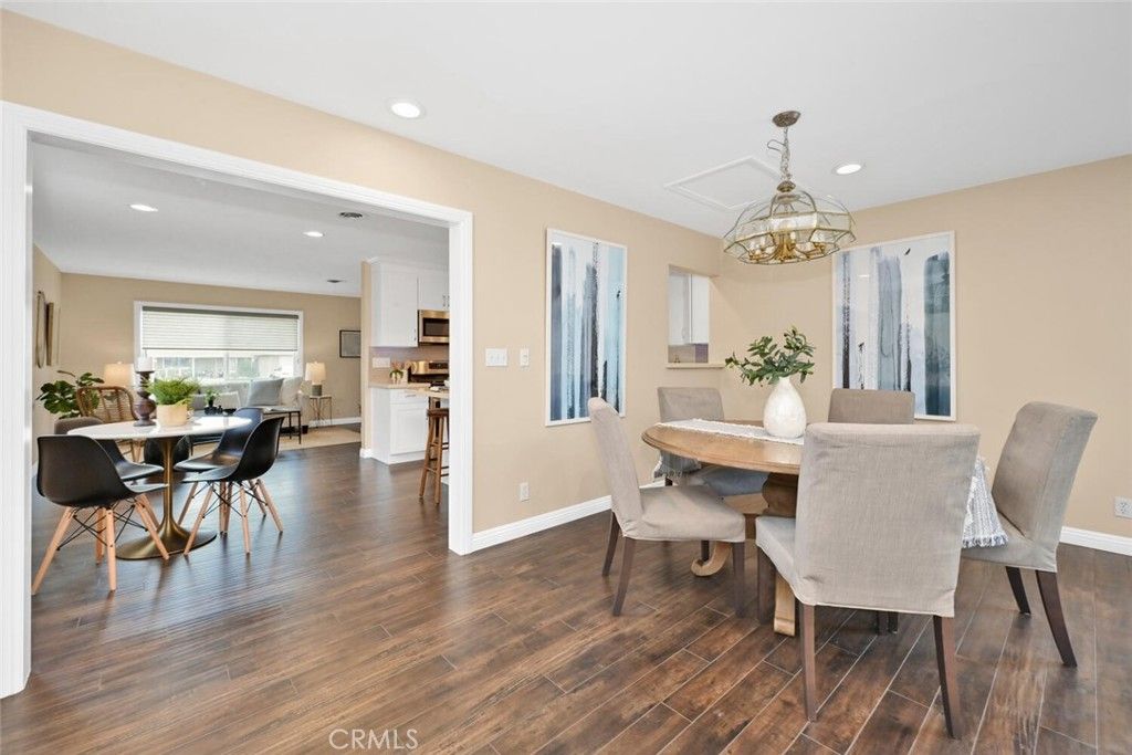 listing image 130723644222605280862