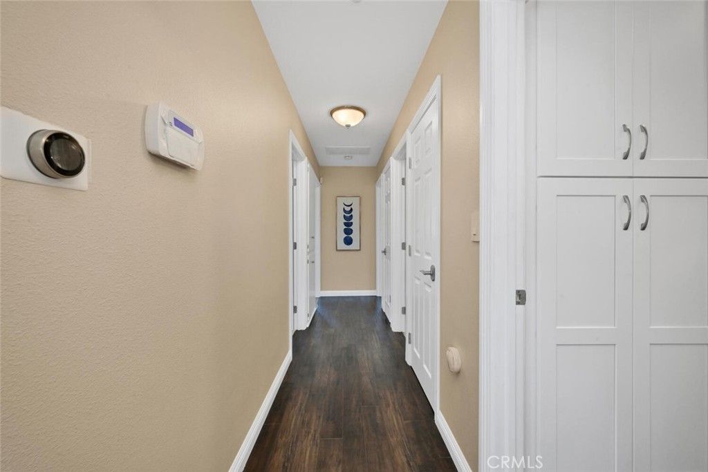 listing image 130723950836652508137