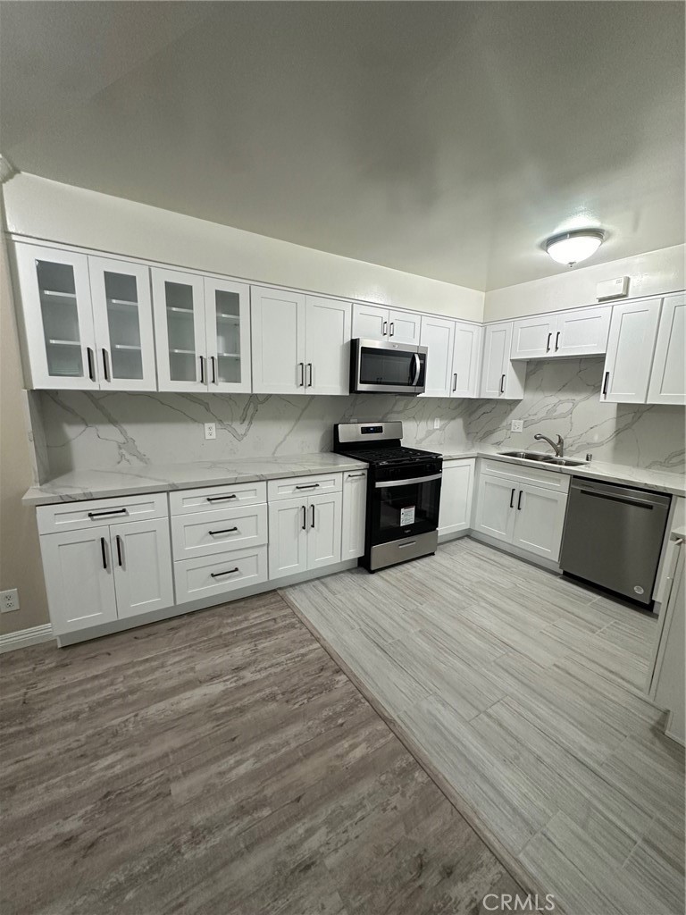 3109 E Corto Place