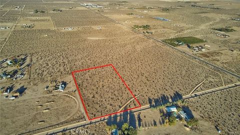 Photo of 0 Midway Avenue, Lucerne Valley, CA 92356 (MLS # HD24230587) Photo of 0 Midway Avenue, Lucerne Valley, CA 92356 (MLS # HD24230587)