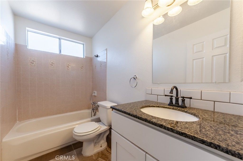 listing image 130729911805830909550