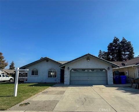 A home in Hilmar