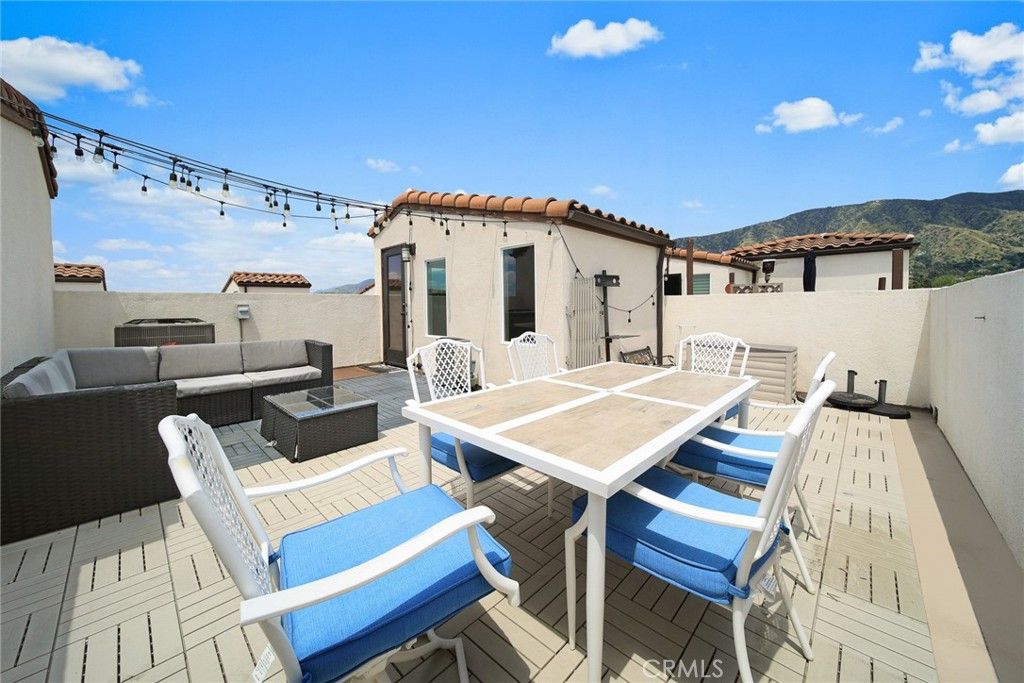 listing image 130722116735930878305