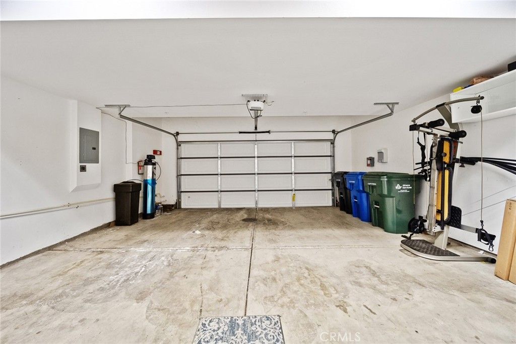 listing image 130724550316655578941