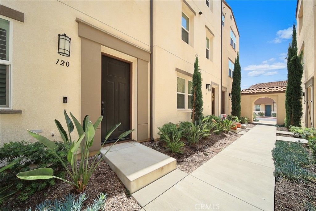 listing image 130727228639826960260
