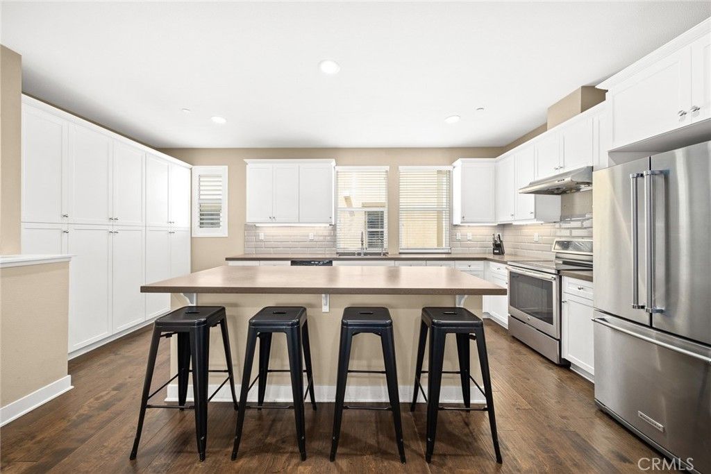 listing image 130728806480490347430