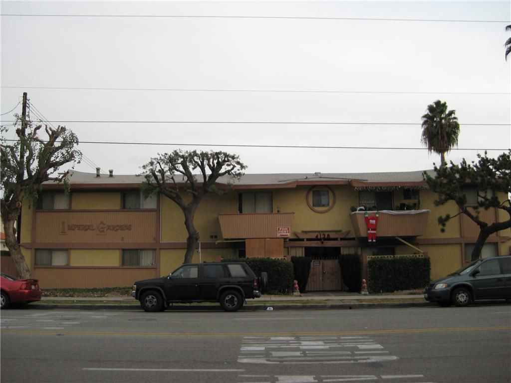 listing image 130722620803834377025