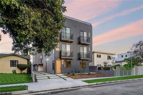 2204 Carmona Avenue Los Angeles CA 90016