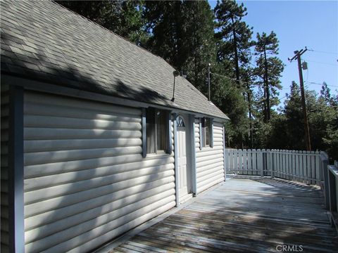 A home in Cedarpines Park