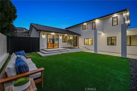 A home in Corona Del Mar