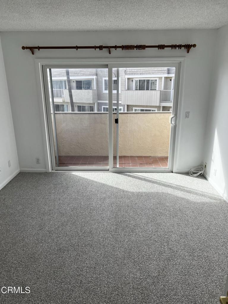 319 E Surfside Drive
