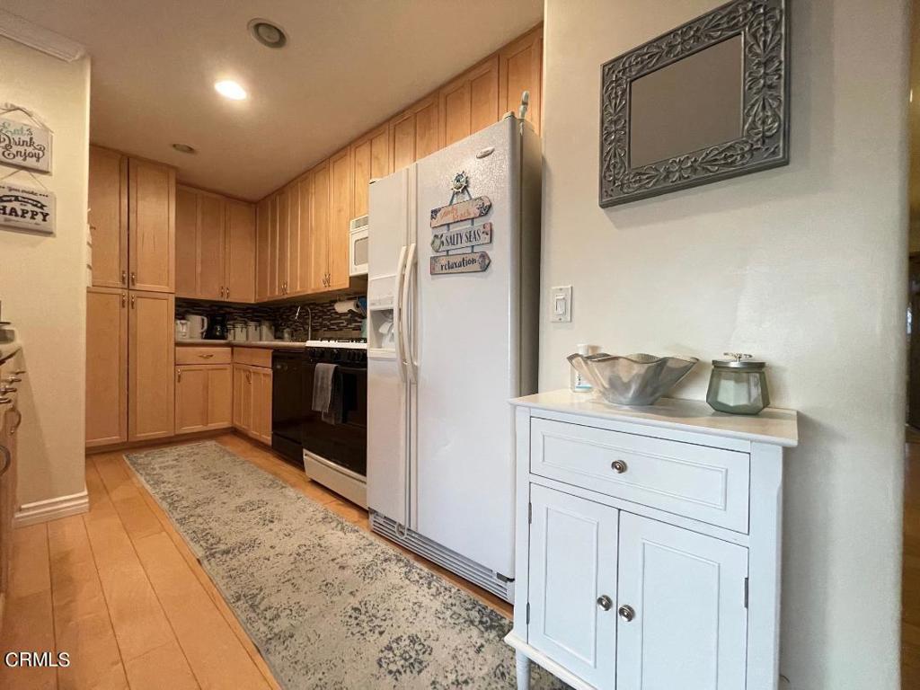 671 Bluewater Way