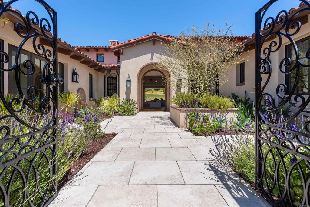 Santaluz - Residential