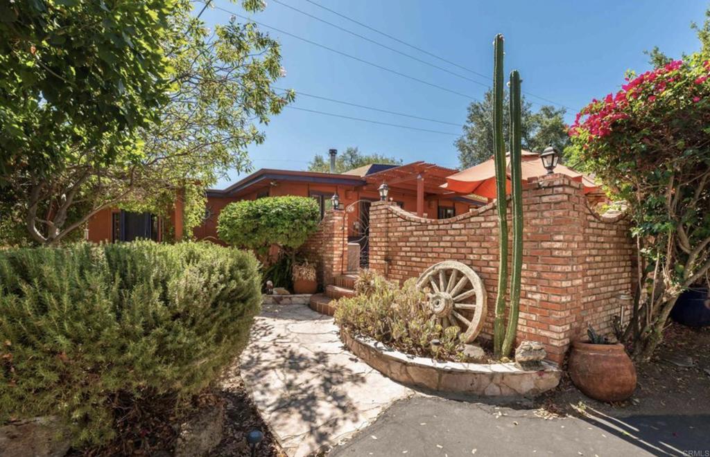 1168 Alpine Heights