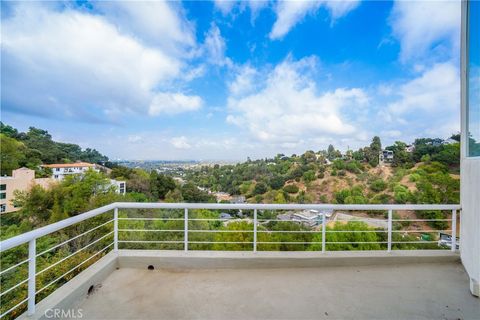 A home in Studio City