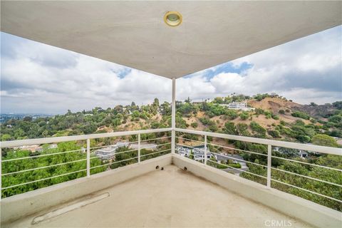 A home in Studio City