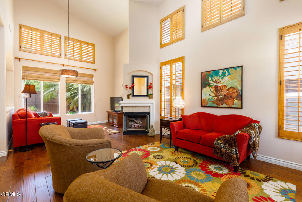 Calif Heritage 6 - 405706 - Residential