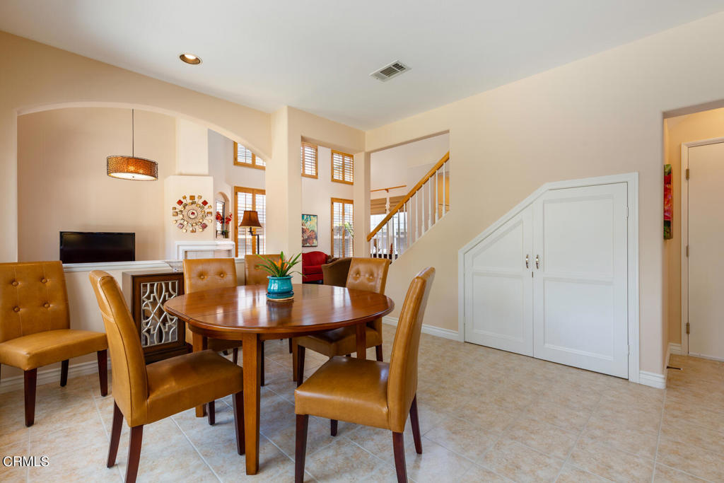 Calif Heritage 6 - 405706 - Residential