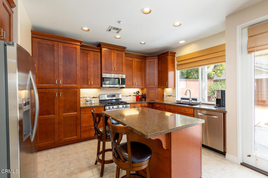 Calif Heritage 6 - 405706 - Residential