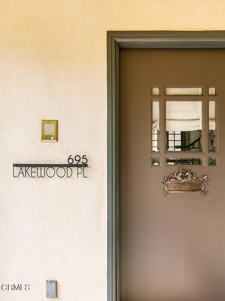 Photo 5 of 63 of 695 Lakewood Place house