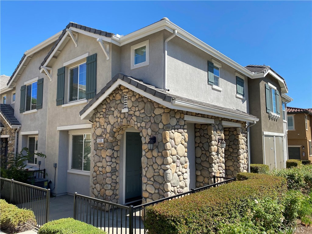Photo 1 of 22 of 1535 Milan Court townhome