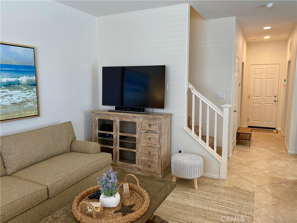 Photo 4 of 22 of 1535 Milan Court townhome