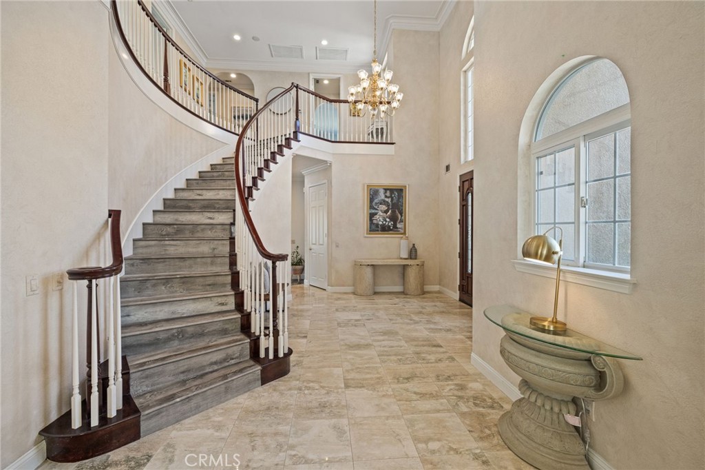 1450 Baldy View Circle