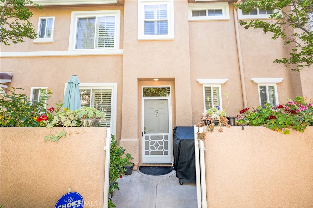 View Stevenson Ranch, CA 91381 townhome