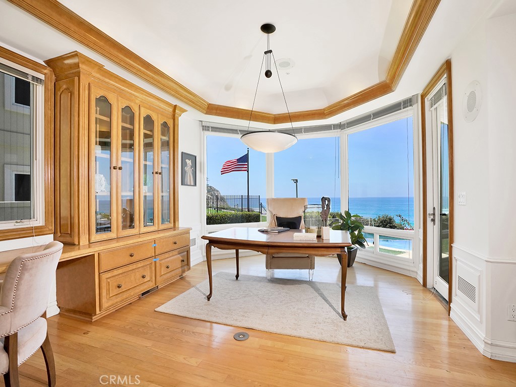 Ritz Cove (RC) - Residential