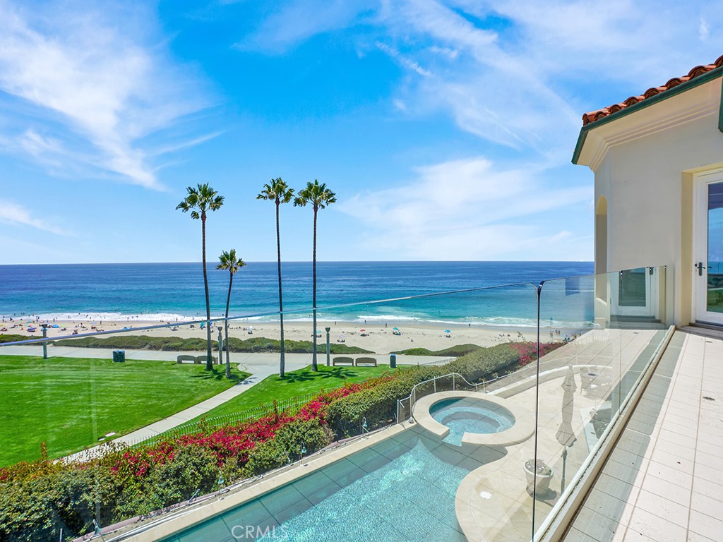 Ritz Cove (RC) - Residential