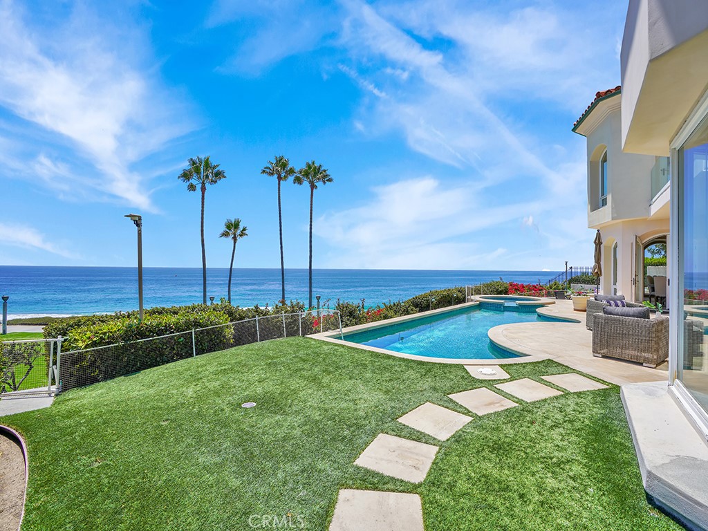 Ritz Cove (RC) - Residential