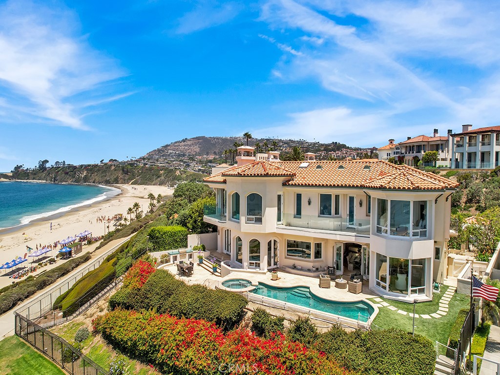 Ritz Cove (RC) - Residential