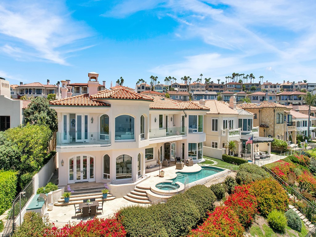 Ritz Cove (RC) - Residential