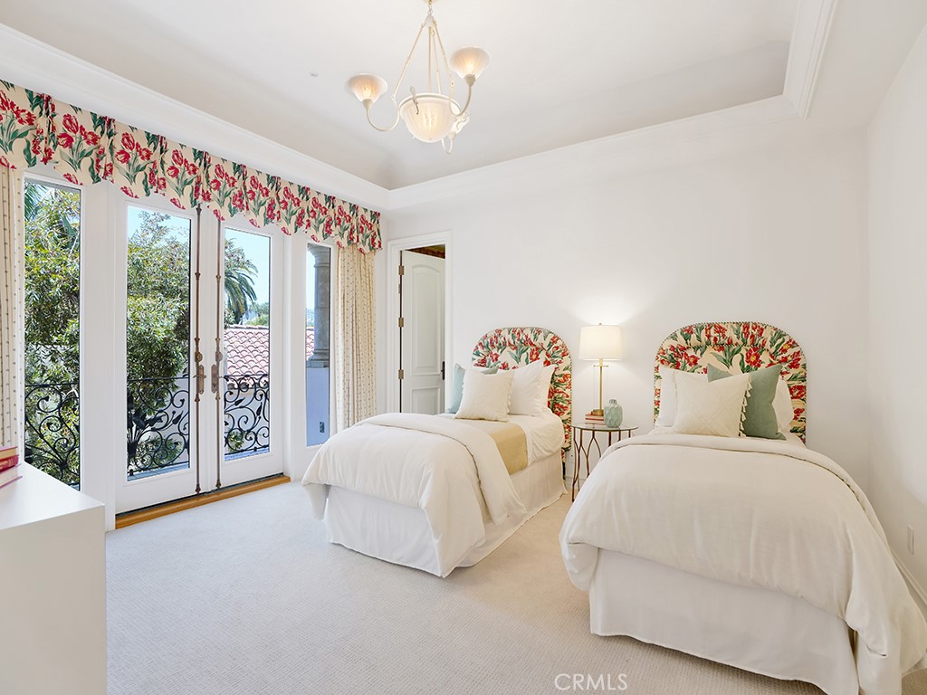 Ritz Cove (RC) - Residential