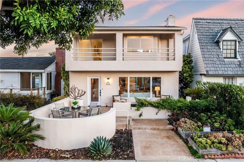 A home in Corona Del Mar