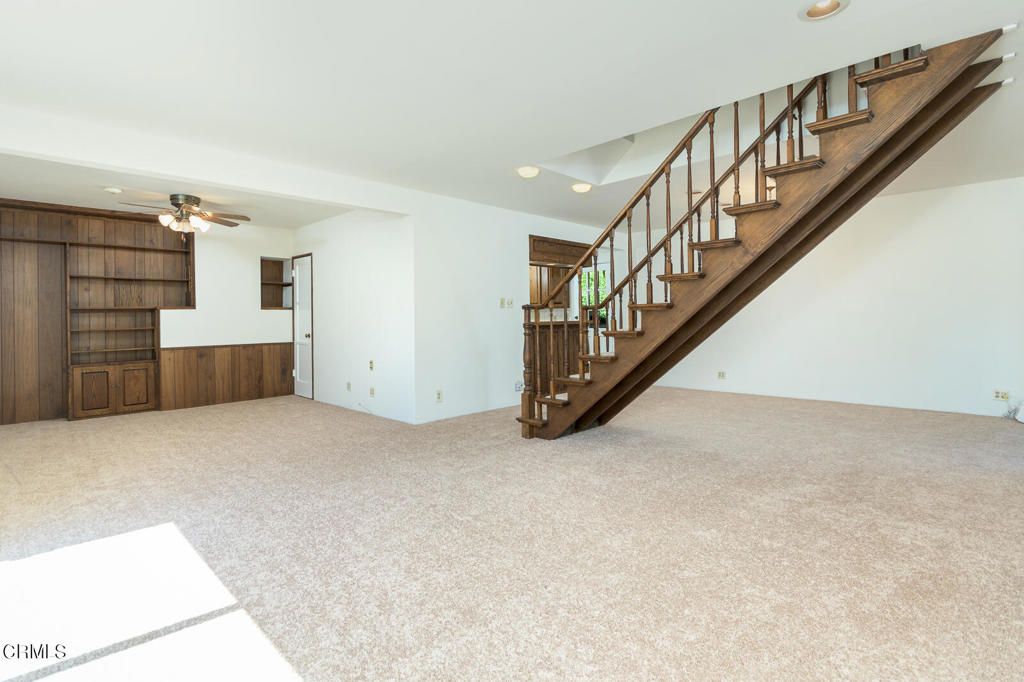listing image 130726588608381836103