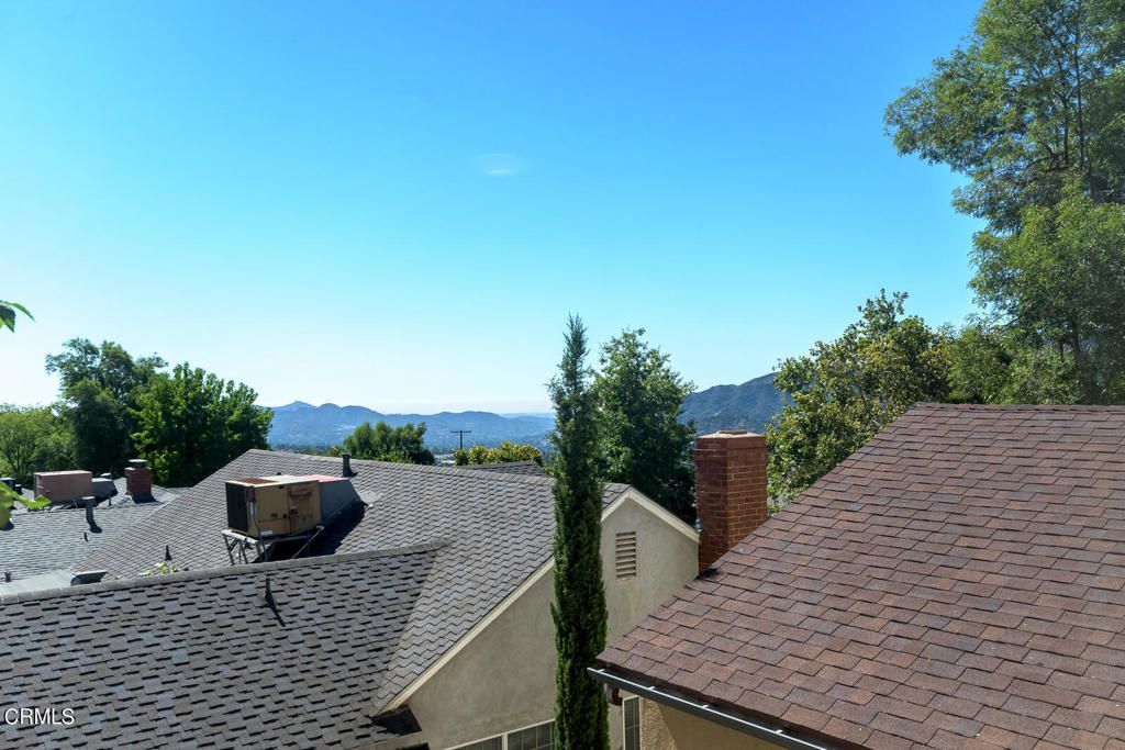 listing image 130723652500341999945
