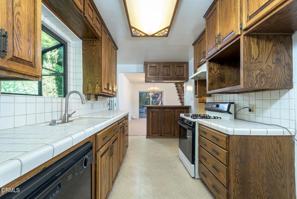 listing image 130721204005306174278