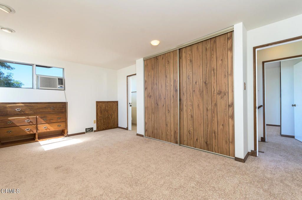 listing image 130727370059086679037