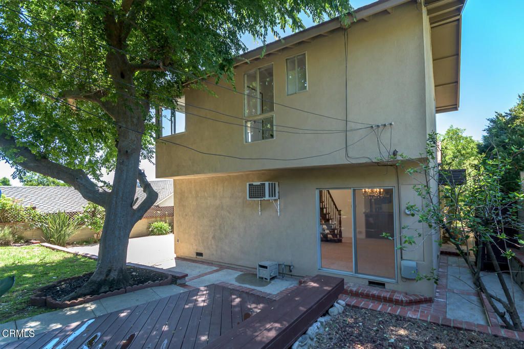 listing image 130726645596895009249