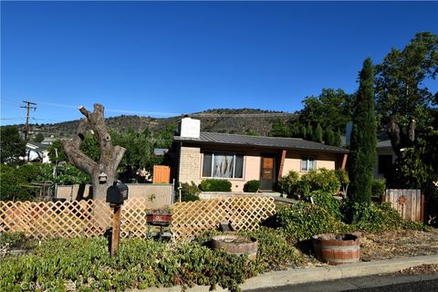 A home in Yreka