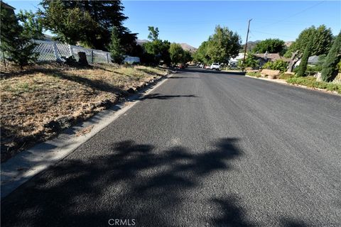 A home in Yreka