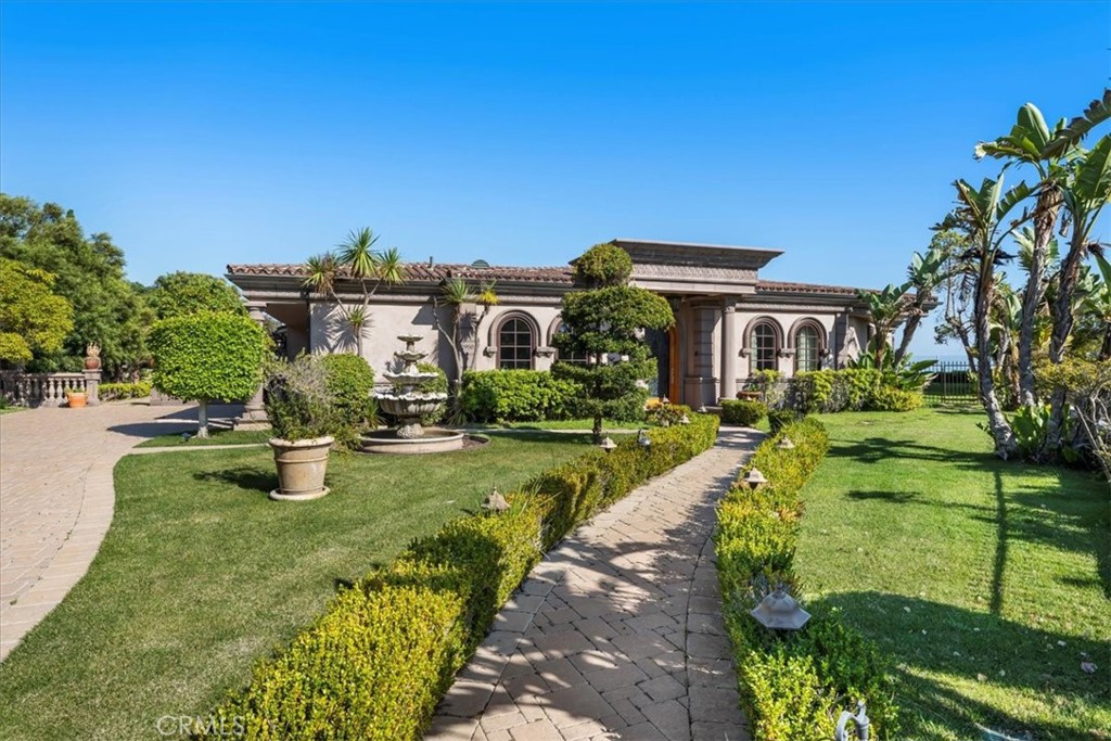 2950 Twin Harbors View Drive