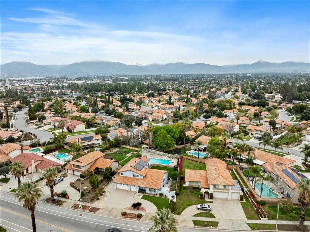 125 Terracina Boulevard