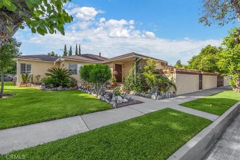 A home in Santa Fe Springs