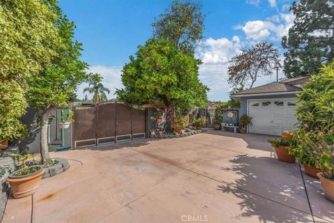 A home in Santa Fe Springs