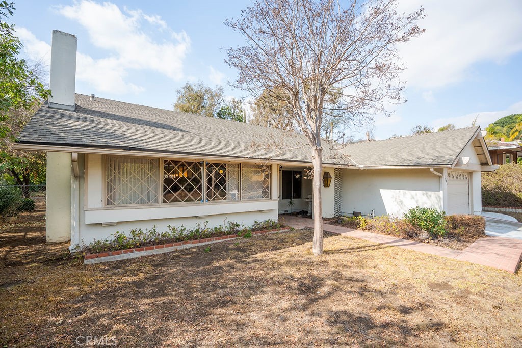 1741 acacia hill road